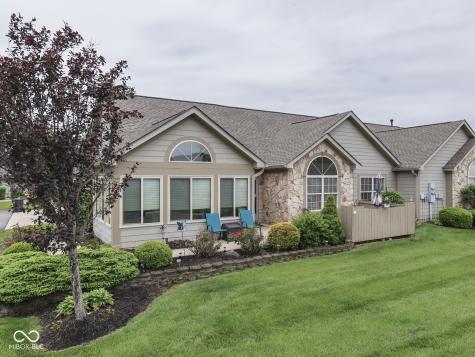 1037 Laurelwood Lane Greenwood IN 46142