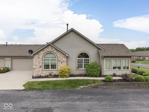 1037 Laurelwood Lane Greenwood IN 46142