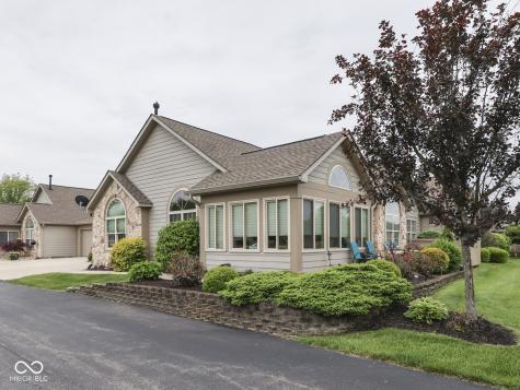 1037 Laurelwood Lane Greenwood IN 46142