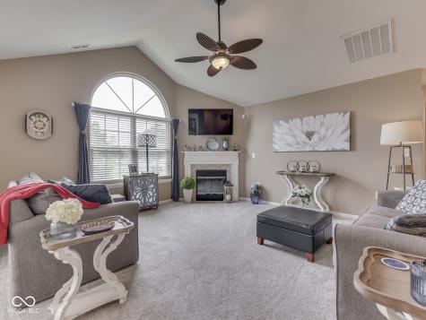 1037 Laurelwood Lane Greenwood IN 46142