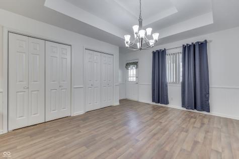 556 Silver Fox Court Indianapolis IN 46217