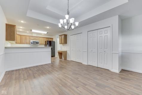 556 Silver Fox Court Indianapolis IN 46217