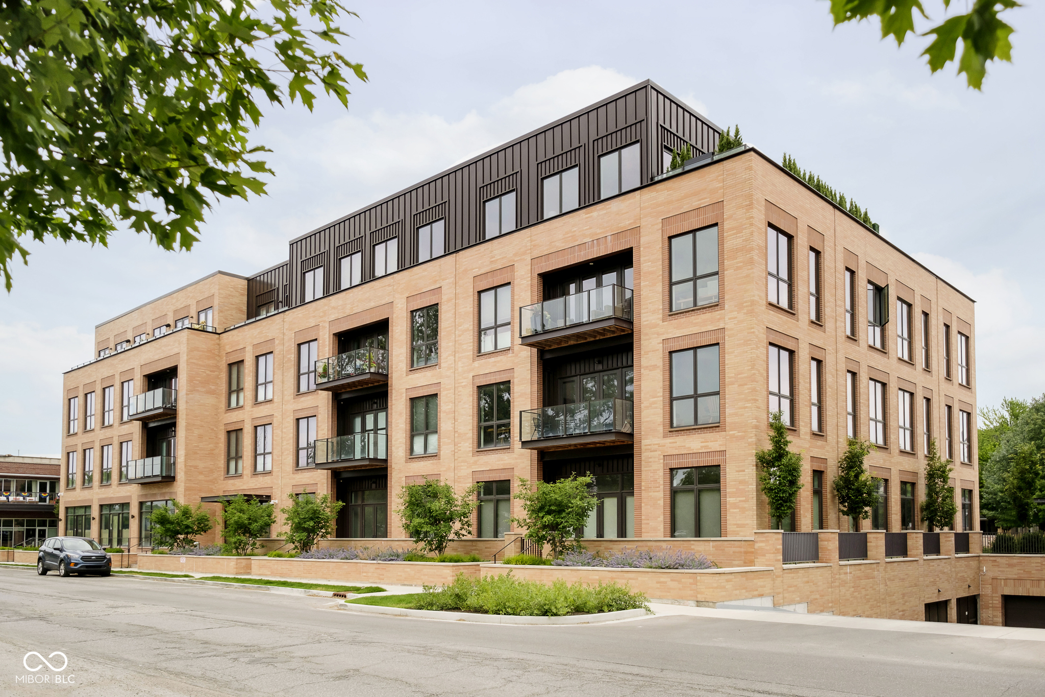 Indianapolis IN, 877 N East Street, Unit 104