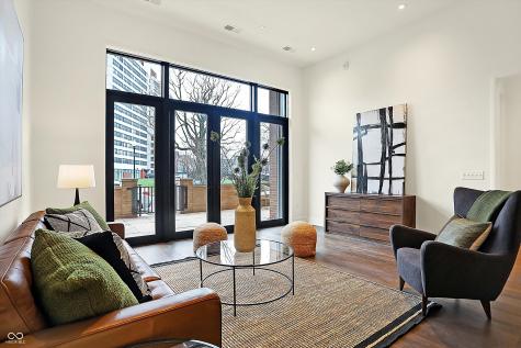 877 N East Street Indianapolis IN 46202