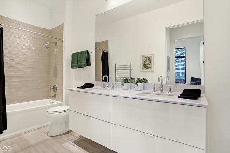 877 N East Street Indianapolis IN 46202