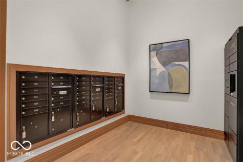 877 N East Street Indianapolis IN 46202