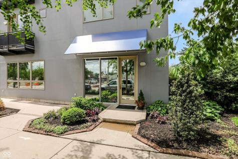 1030 Jackson Street Columbus IN 47201