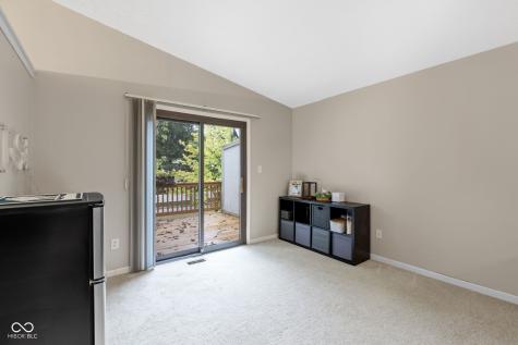 2674 Lakeshire Lane Indianapolis IN 46268