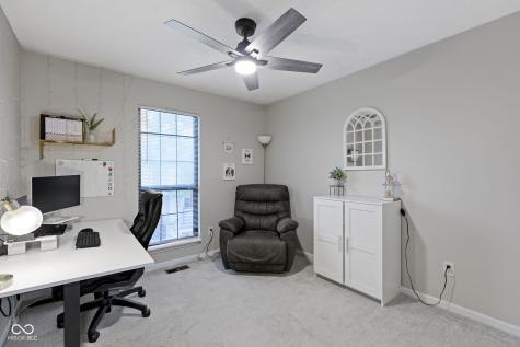2674 Lakeshire Lane Indianapolis IN 46268
