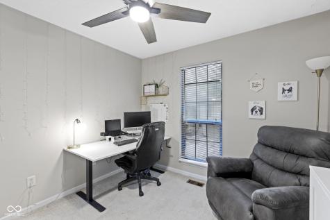 2674 Lakeshire Lane Indianapolis IN 46268