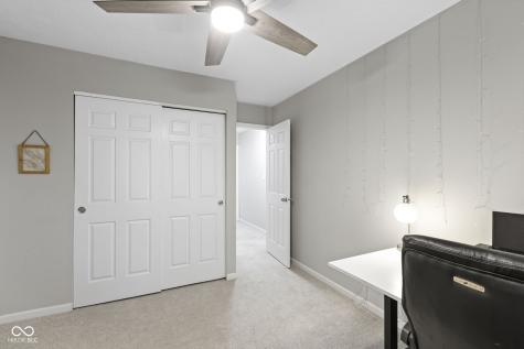 2674 Lakeshire Lane Indianapolis IN 46268