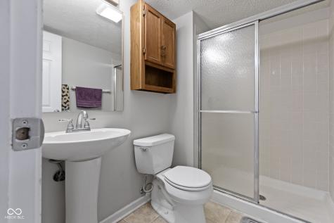 2674 Lakeshire Lane Indianapolis IN 46268