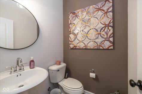 825 Stone Trace Court Avon IN 46123