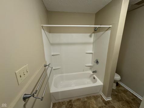 3672 Newgate Lane Indianapolis IN 46235