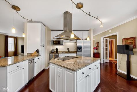 110 E Washington Street Indianapolis IN 46204