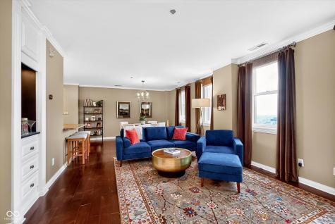 110 E Washington Street Indianapolis IN 46204