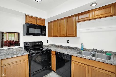 7642 Lancer Lane Lawrence IN 46226