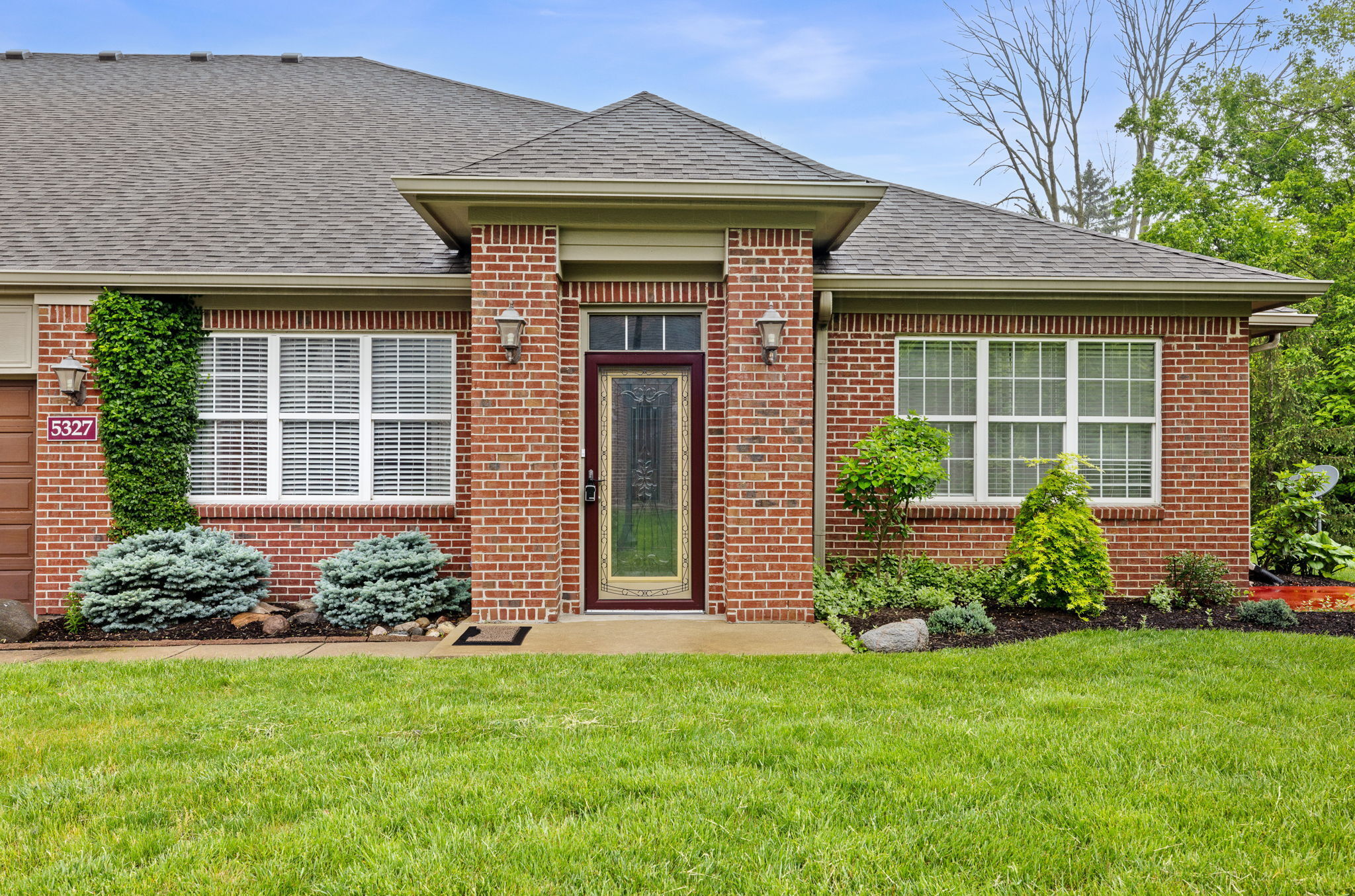 5327 Ladywood Knoll Place Indianapolis IN 46226