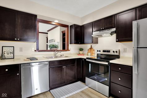 9605 Cedar Cove Lane Indianapolis IN 46250