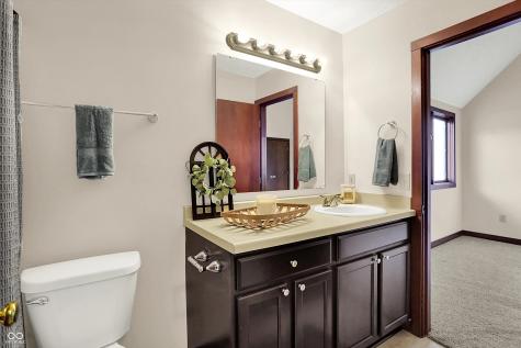 9605 Cedar Cove Lane Indianapolis IN 46250