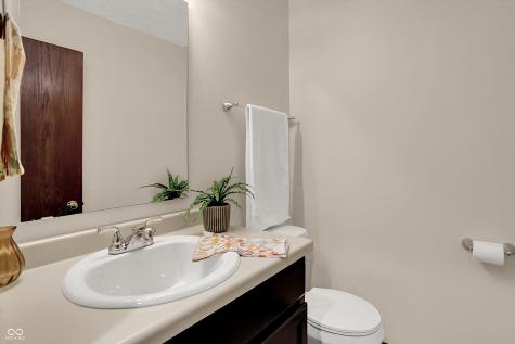 9605 Cedar Cove Lane Indianapolis IN 46250