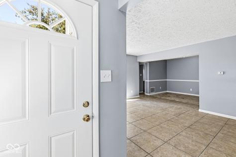9850 Haven Court Indianapolis IN 46235