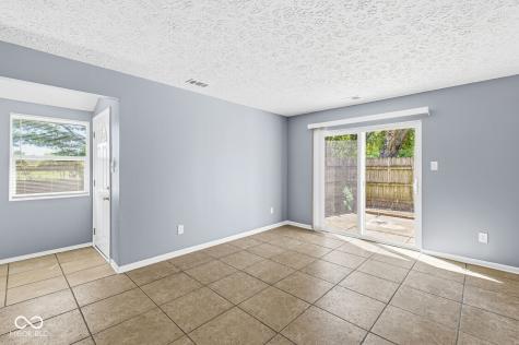 9850 Haven Court Indianapolis IN 46235