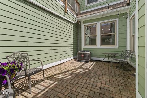 924 N Park Avenue Indianapolis IN 46202