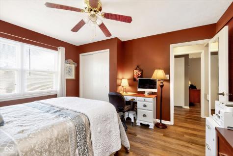 1136 Paradise Way N Greenwood IN 46143