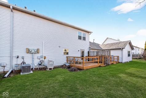 1136 Paradise Way N Greenwood IN 46143