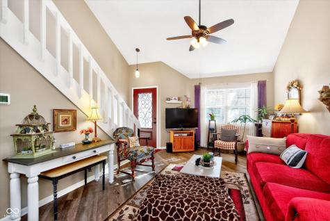 1136 Paradise Way N Greenwood IN 46143