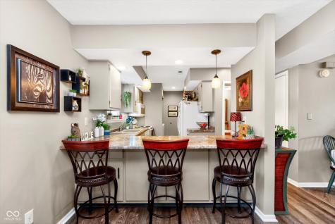 1136 Paradise Way N Greenwood IN 46143