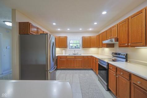 7005 S Stratton Court Columbus IN 47203