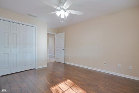 7005 S Stratton Court Columbus IN 47203