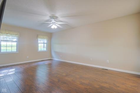 7005 S Stratton Court Columbus IN 47203