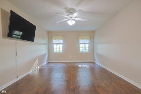 7005 S Stratton Court Columbus IN 47203