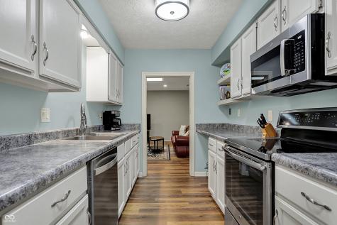 2979 Amherst Street Indianapolis IN 46268