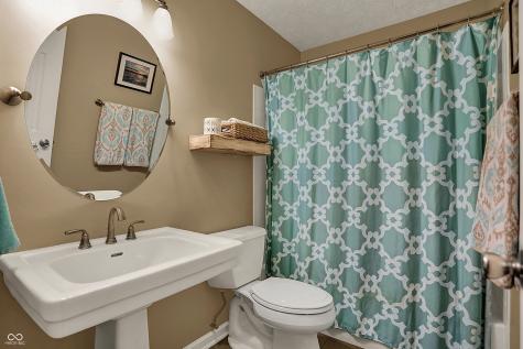 2979 Amherst Street Indianapolis IN 46268