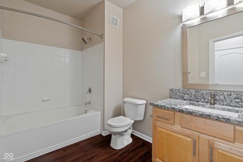 12926 University Crescent Carmel IN 46032