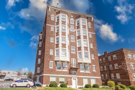 230 E 9th Street Indianapolis IN 46204