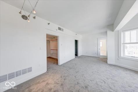 230 E 9th Street Indianapolis IN 46204