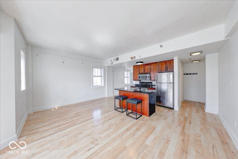 230 E 9th Street Indianapolis IN 46204