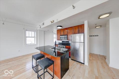 230 E 9th Street Indianapolis IN 46204