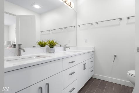 822 7th Street Columbus IN 47201