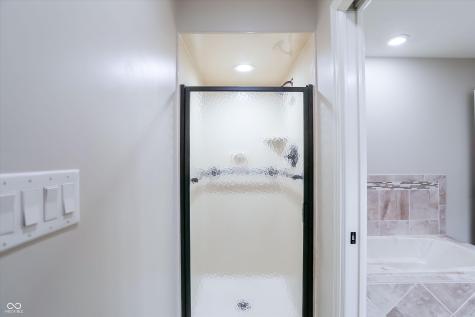9543 Cedar Springs Drive Indianapolis IN 46260