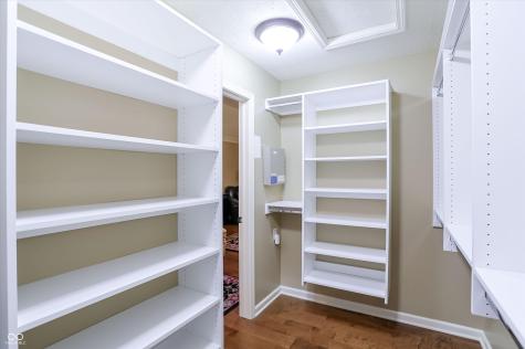 9543 Cedar Springs Drive Indianapolis IN 46260