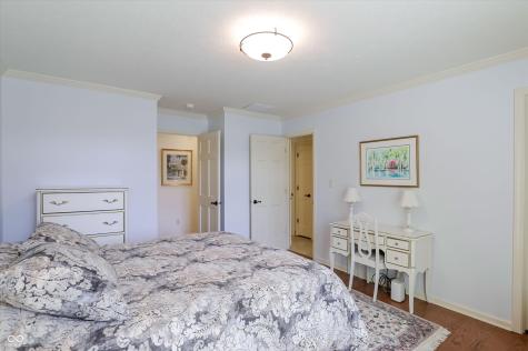 9543 Cedar Springs Drive Indianapolis IN 46260