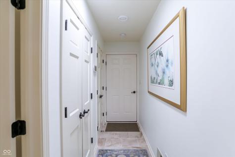 9543 Cedar Springs Drive Indianapolis IN 46260