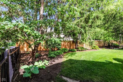 9543 Cedar Springs Drive Indianapolis IN 46260