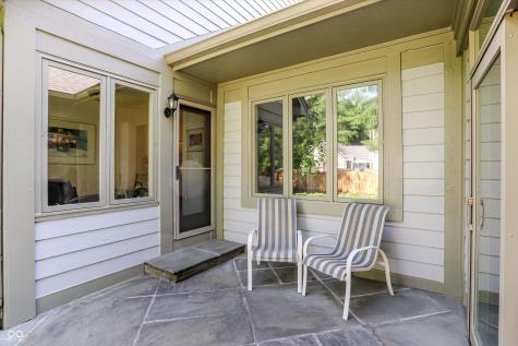 9543 Cedar Springs Drive Indianapolis IN 46260